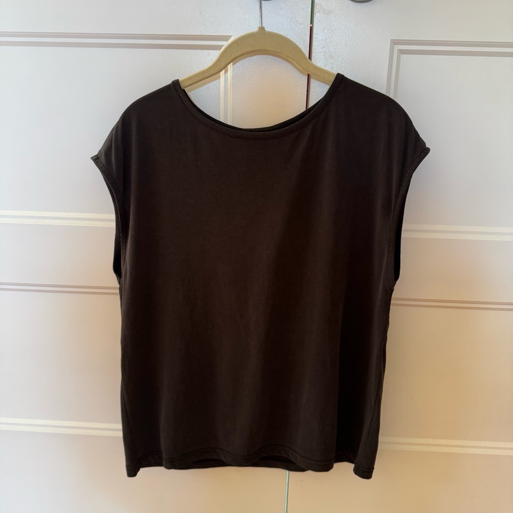 Black open back t-shirt